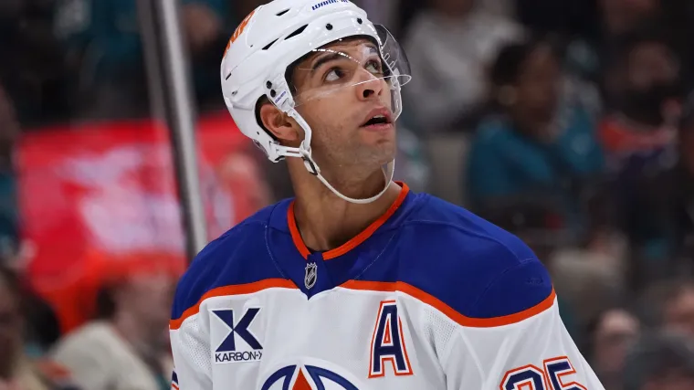 Los Oilers tienen un costoso problema con Darnell Nurse y podría llegar un intercambio