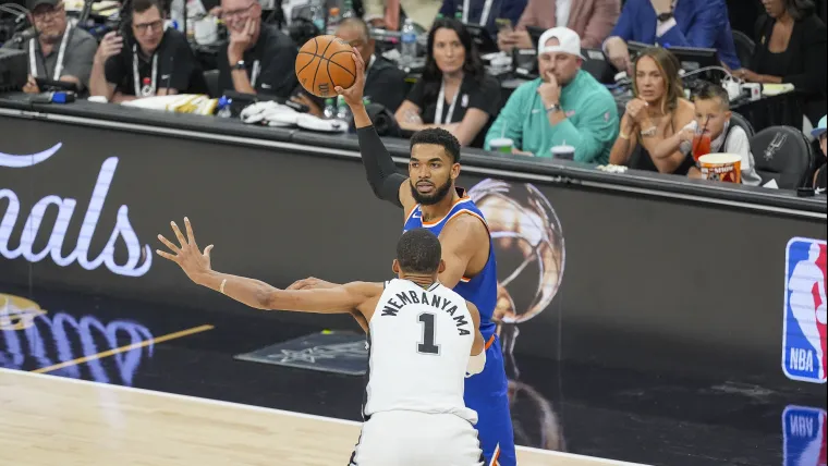 Estadísticas de Karl-Anthony Towns hoy: el gran hombre de los Knicks, Victor Wembanyama, continúa brillando contra los Spurs
