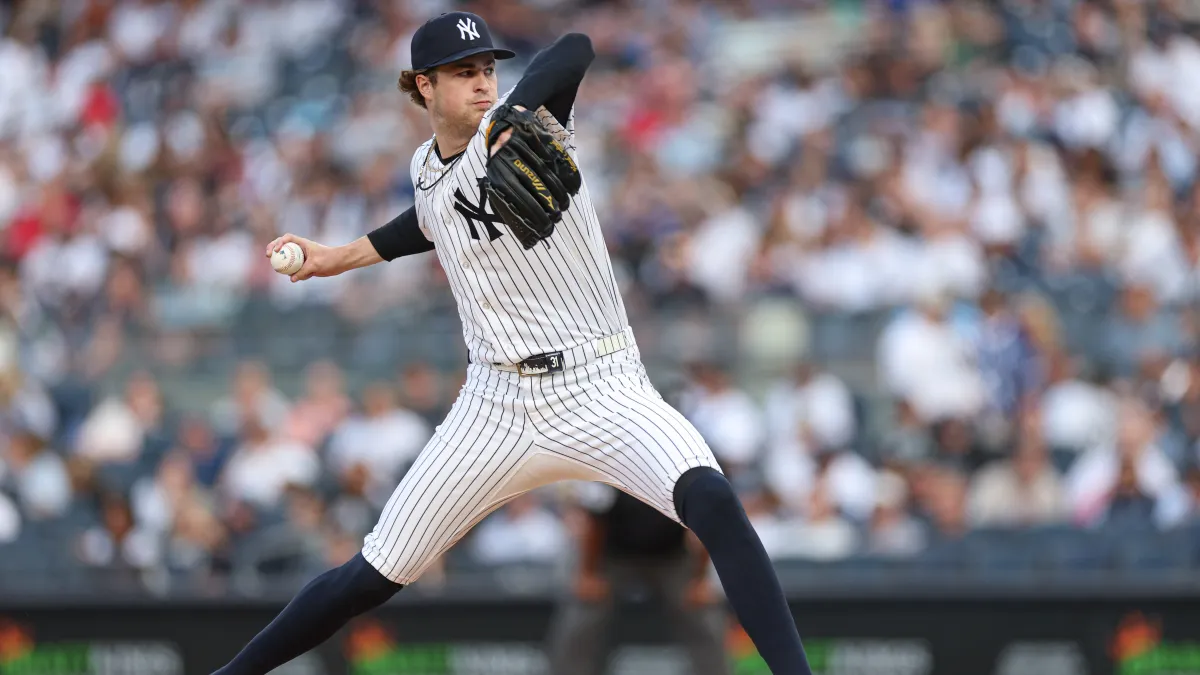 Cam Schlitler rompe el récord de todos los tiempos de los Yankees en un inicio histórico contra los Rojos