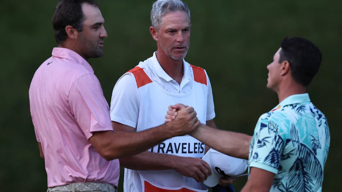 Cómo funciona el playoff Scotty Scheffler-Victor Hovland en el Travelers Championship, con reglas y orden de hoyos