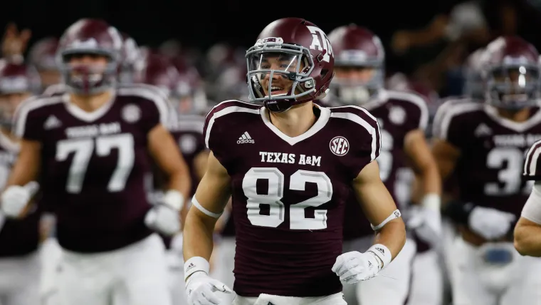 Boone Niederhofer nombrado primer atleta olímpico de invierno de Texas A&M Football