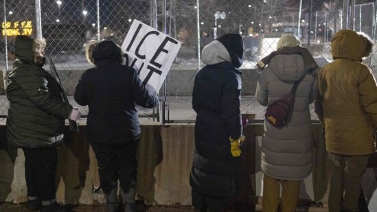 ICE enfrenta demanda por agua potable inadecuada en centro de detención de California; Surgen otras acusaciones graves