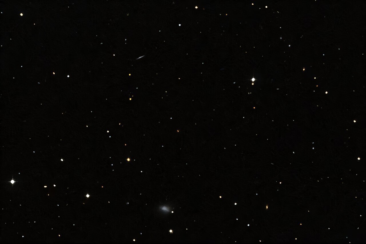 Unexpected-Giant-Black-Hole-Found-at-Heart-of-Dwarf-Galaxy.jpg