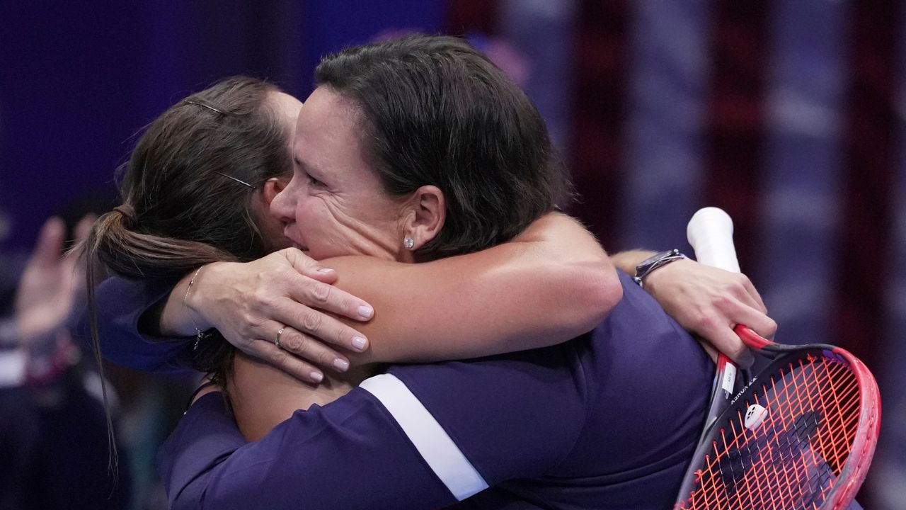 Lindsay Davenport firma contrato por dos años más como capitana de la selección estadounidense en la competición Billie Jean King Cup