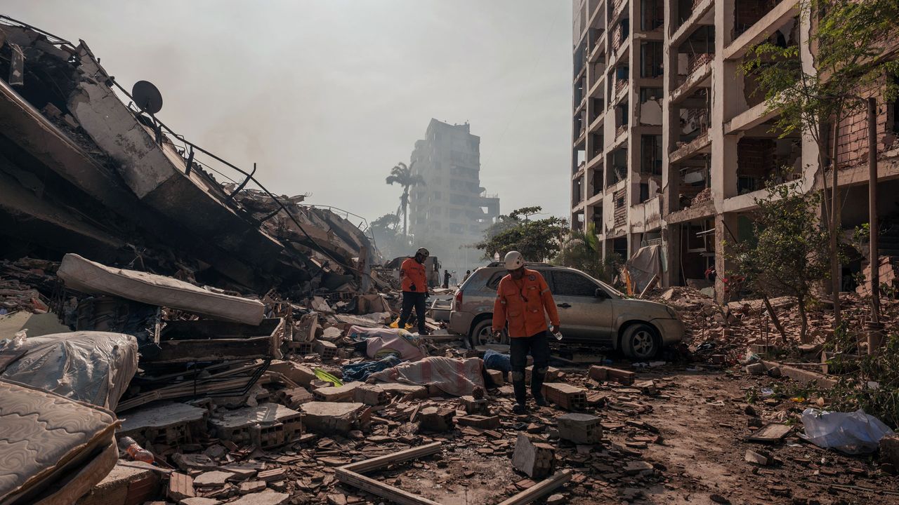 VENEZUELA-EARTHQUAKE-h_16481572.jpg