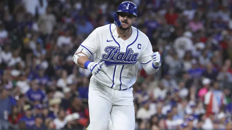 El capitán del equipo italiano, Vinny Pasquantino, tiene el mejor apodo ganado con los Reales