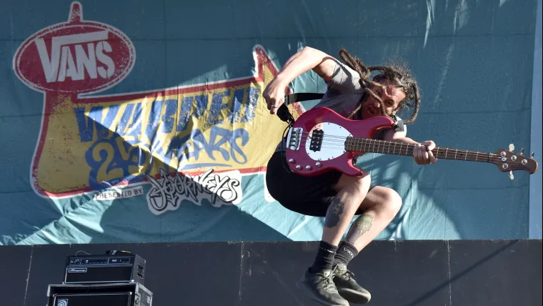 Warped20Tour2004182025.jpg.webp.webp