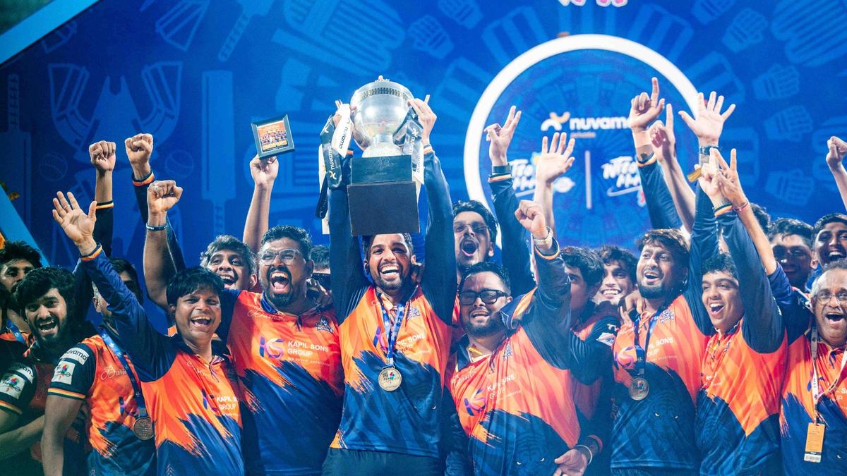 Siddhesh Lad se está recuperando de una lesión en el hombro dislocada y lleva a Maratha Royals a títulos consecutivos.