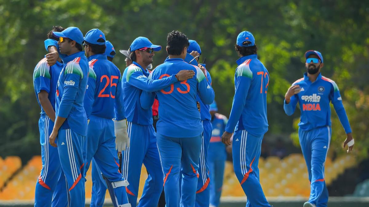 India A derrota a Afganistán A y casi se clasifica para la final de la serie Tri-Nation