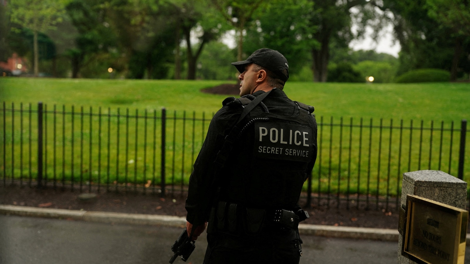 Limpian el césped de la Casa Blanca tras aparentes disparos