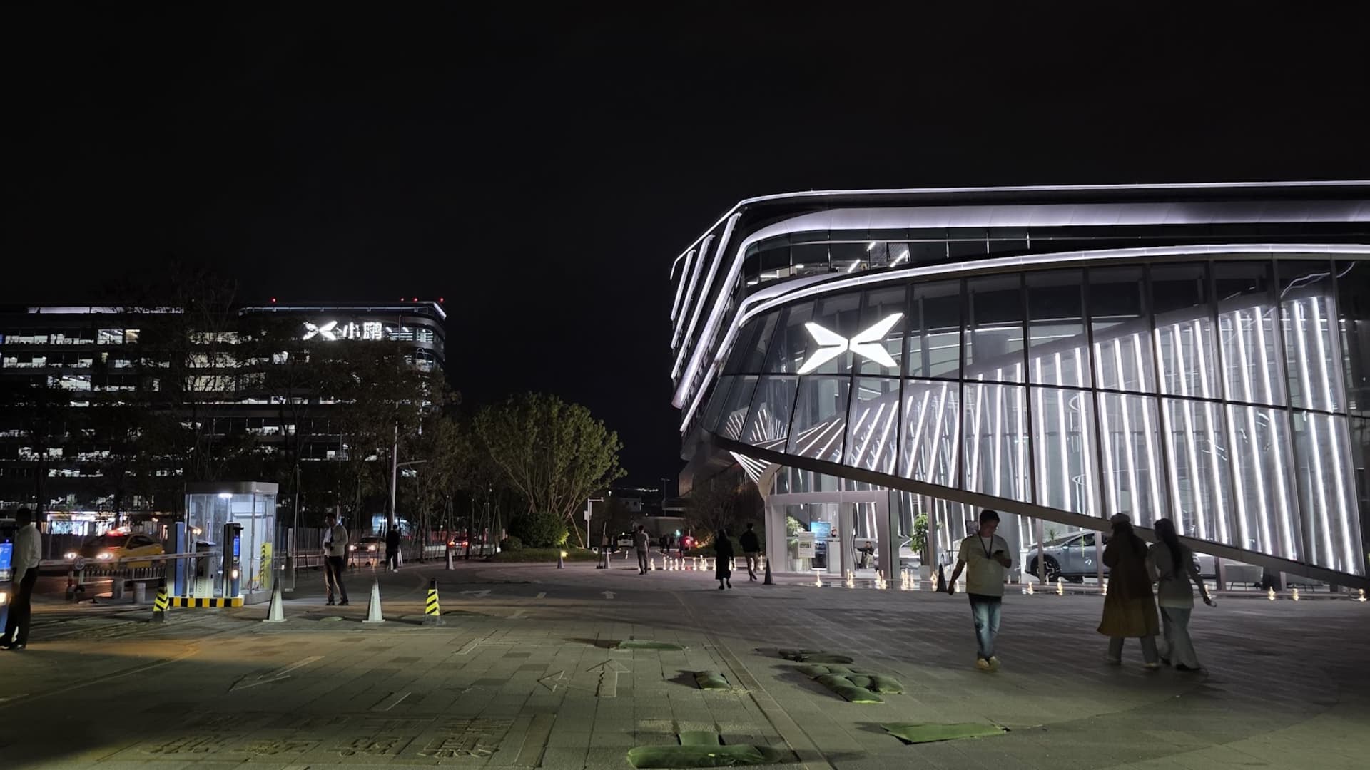 Xpeng adopta la expansión global con una nueva sede y un mayor enfoque internacional