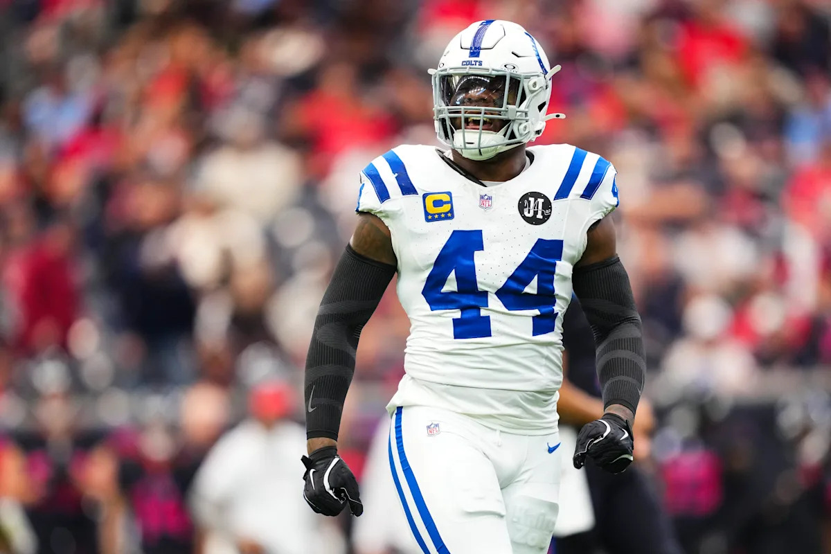 Según los informes, los Colts cambiaron al LB Zaire Franklin, el principal tacleador de la NFL en 2024, a los Packers por el DT Colby Wooden.