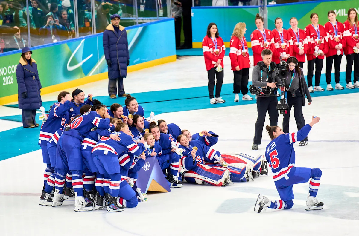Juegos Olímpicos de Invierno de 2026: la victoria en tiempo extra del equipo de EE. UU. sobre Canadá fue el partido de hockey femenino más visto jamás registrado