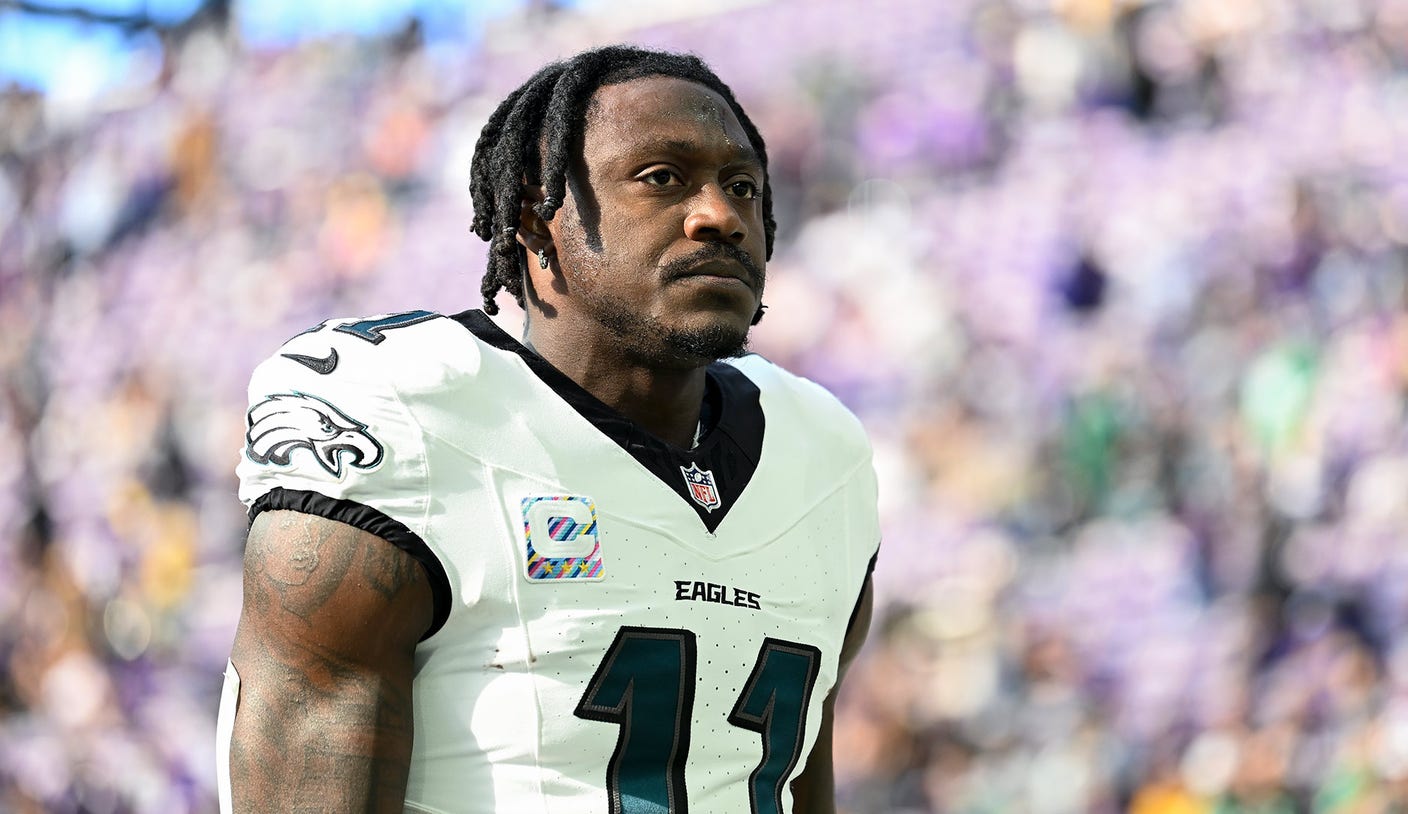 AJ Brown recibe elogios de Patriots: ‘Lo más parecido que he visto es a Gronk’