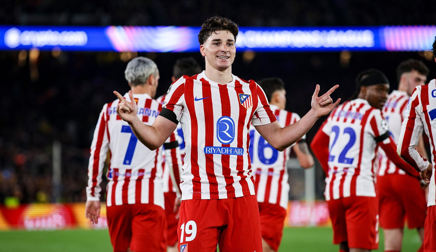 El agente de Julián Álvarez responde a los rumores de traspasos de Real Madrid y Barcelona