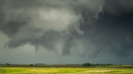 archer_tornado_1777159439958_1777159440123.jpg