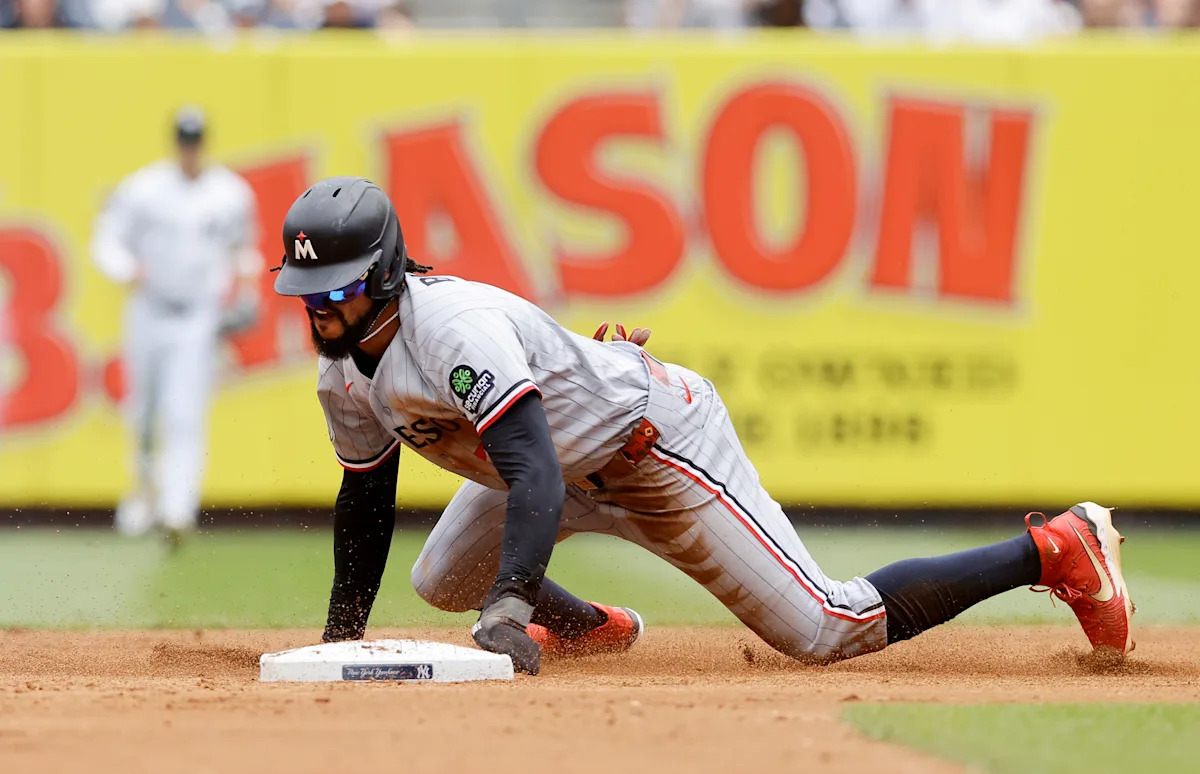 La estrella de los Mellizos, Byron Buxton, deja la victoria inicial sobre los Yankees con una lesión en la cadera después de un deslizamiento incómodo