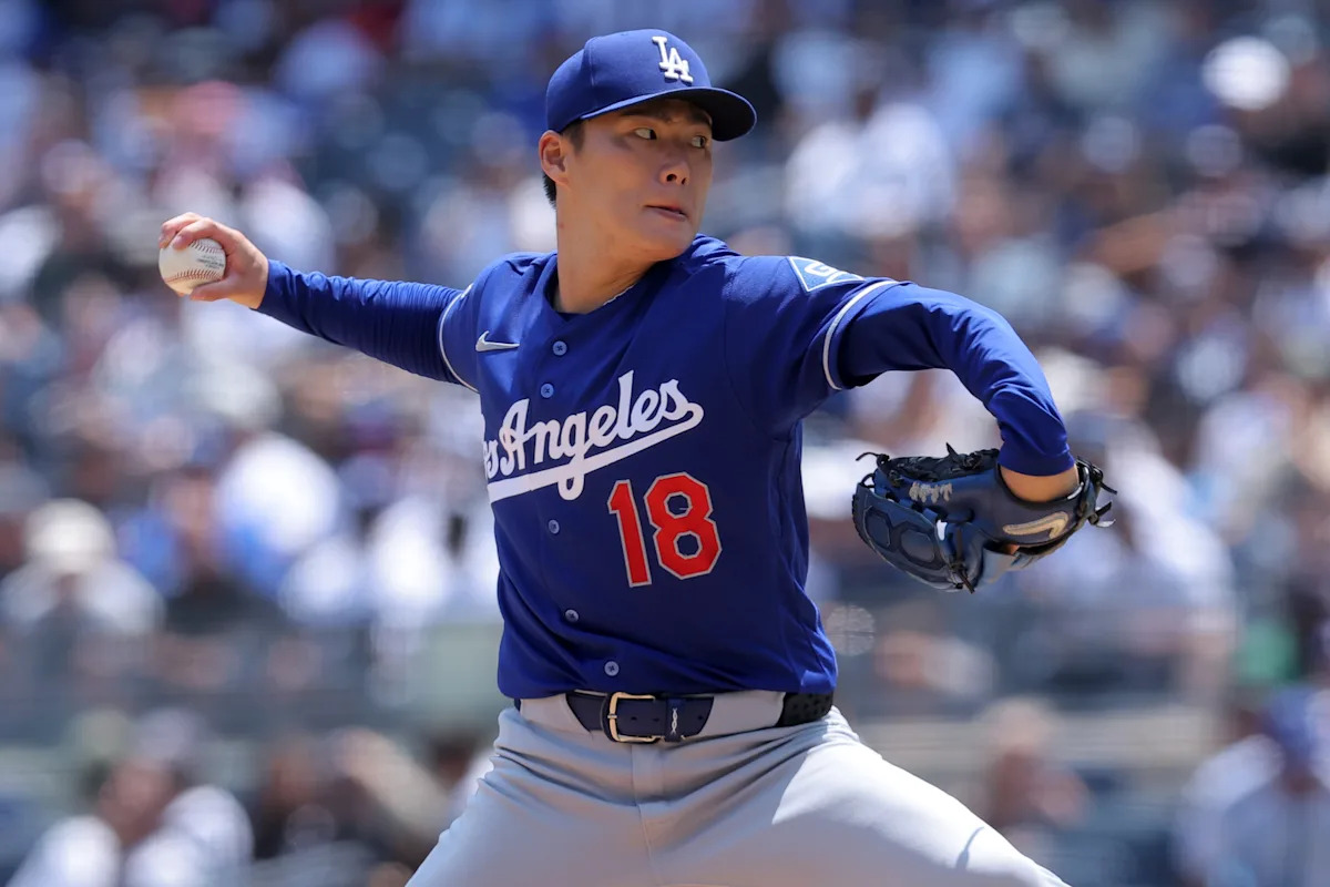 Yoshinobu Yamamoto lanza el juego completo para llevar a los Dodgers a superar a los Yankees en la primera doble cartelera