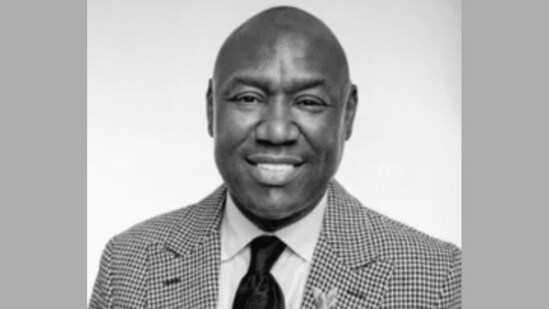 ¿Quién es Ben Crump? 5 cosas que debe saber sobre el abogado que representa a la familia de Corey Ruiz en el caso del tiroteo fatal en Madison