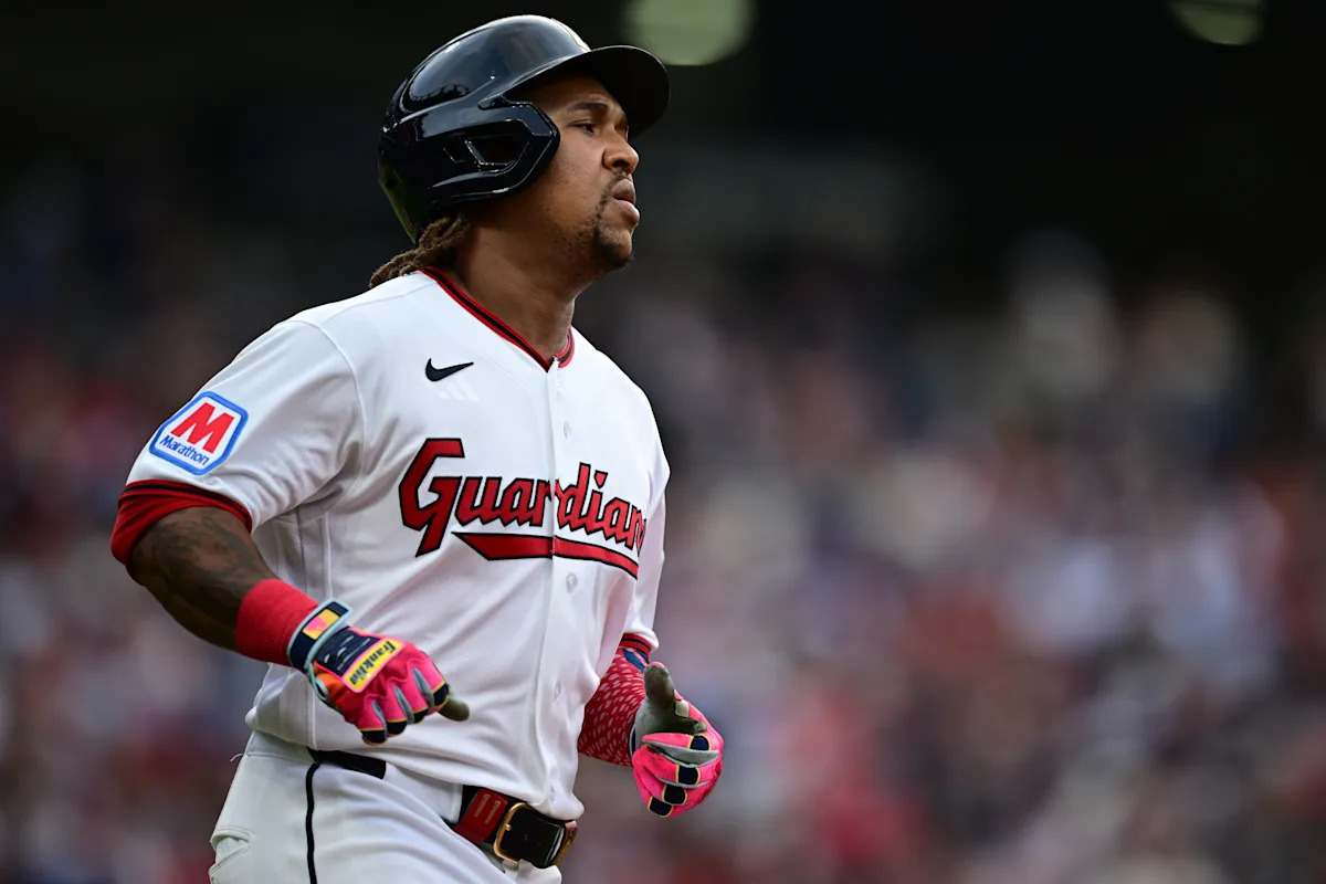 Guardianes pierden al All-Star José Ramírez ante IL por fractura de hueso ganchoso izquierdo