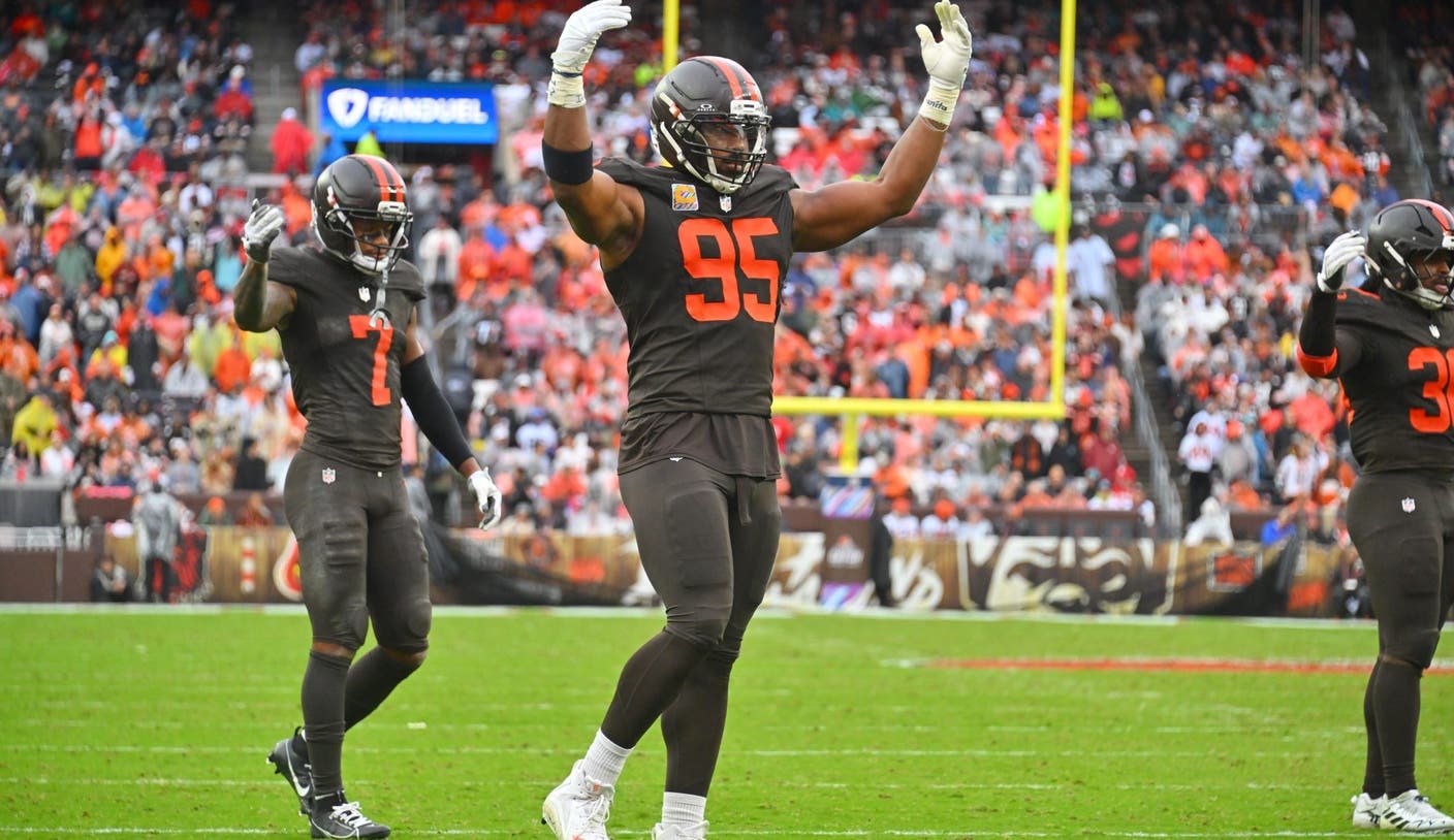 browns-defense-scaled.jpg