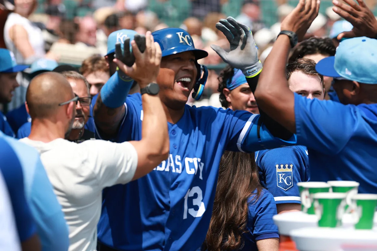 Royals C Salvador Pérez supera a George Brett para establecer el récord de todos los tiempos de la franquicia