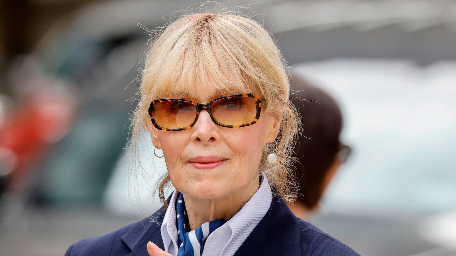 E. Jean Carroll recibe 5 millones de dólares de Trump para una demanda civil