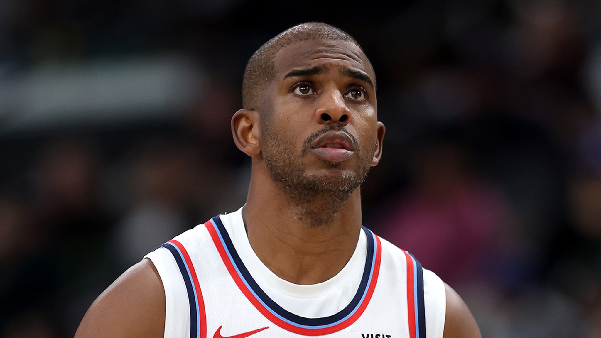 El guardia de los Clippers, Chris Paul, anuncia su retiro