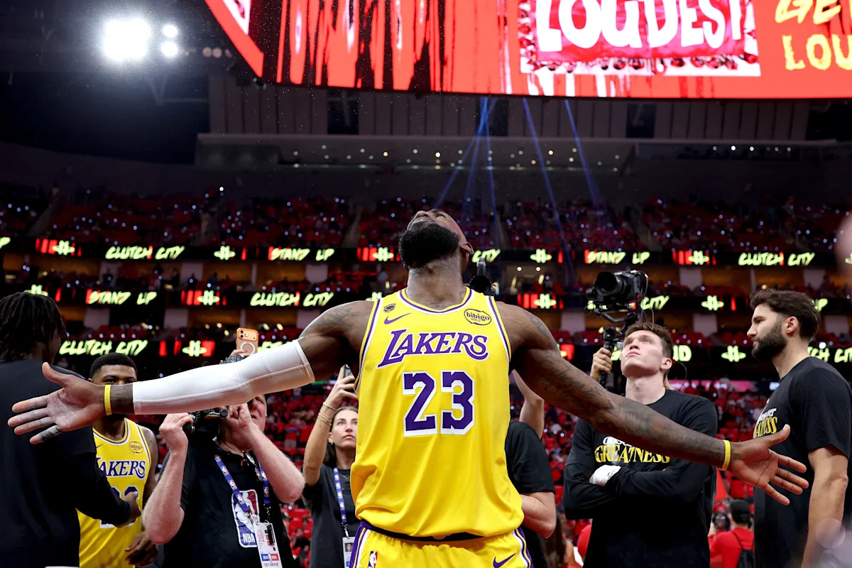 Dónde ver Los Angeles Lakers vs.Houston Rockets Juego 4 de los playoffs de la NBA: transmisión en vivo, hora de inicio, canal de televisión, probabilidades para el domingo 26 de abril