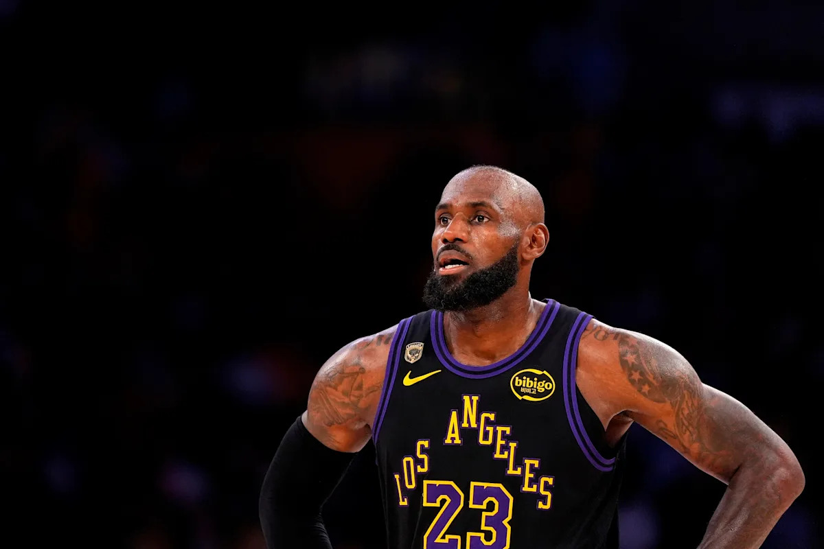 Heat confirma que el vídeo de YouTube de la conferencia de prensa de presentación de LeBron James se publicó accidentalmente después de los últimos rumores.