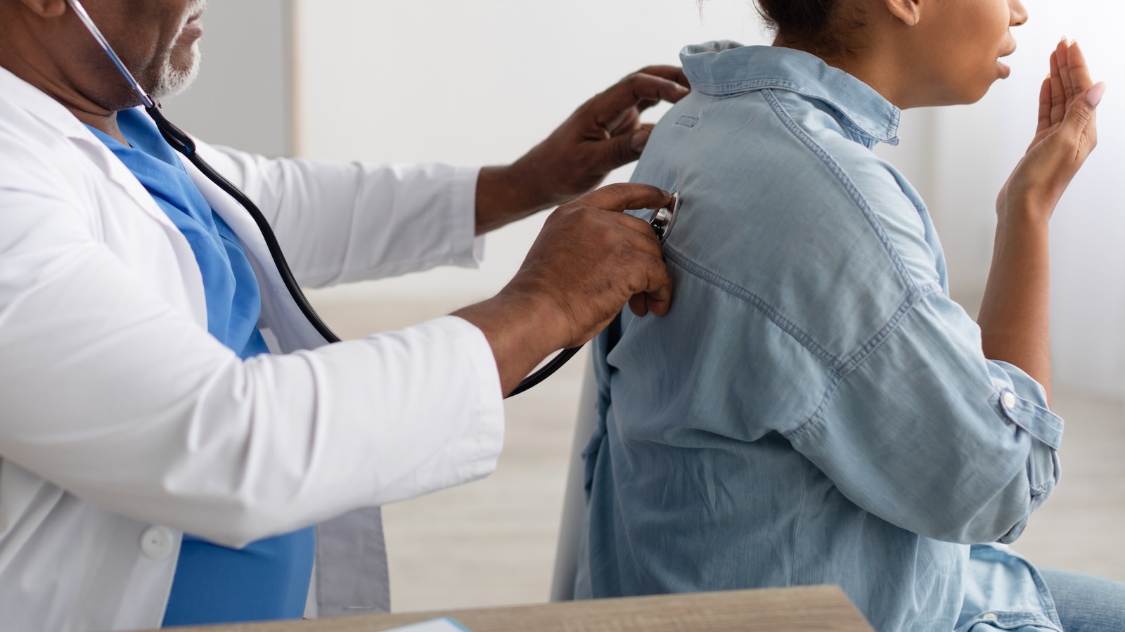 Los casos de tos ferina se disparan en Texas, cuadriplicando las cifras del año pasado