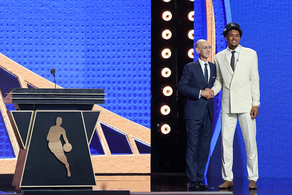 Draft de la NBA: los Warriors, después de una acalorada discusión entre el gerente general y el propietario, seleccionan a la estrella de Michigan, Yaxel Lendeborg, con la selección número 11
