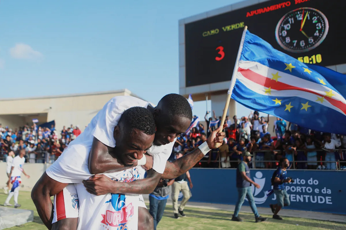 A 32 días del Mundial: el defensa sale de su retiro para ayudar a Cabo Verde a hacer historia