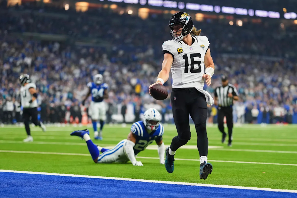 Trevor Lawrence y los Jaguars superan a los Colts para retener el título de la AFC Sur, con esperanzas vivas del puesto número 1