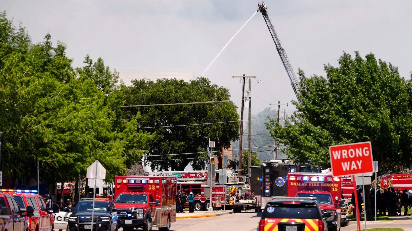 dallas-fire-ap-jt-260528_1780004873918_hpMain_16x9.jpg