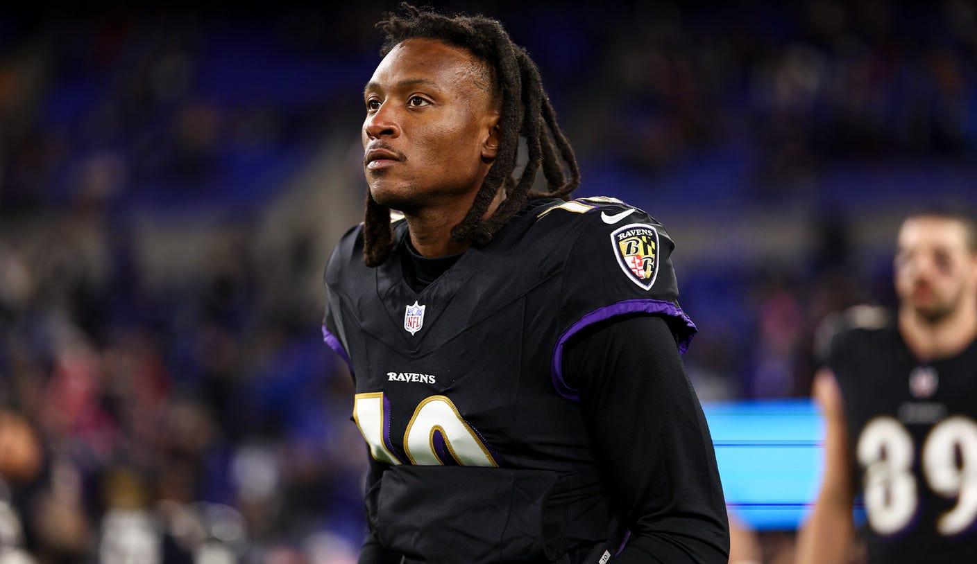 Mike Vrabel: DeAndre Hopkins está considerando unirse al cuerpo técnico de los Patriots