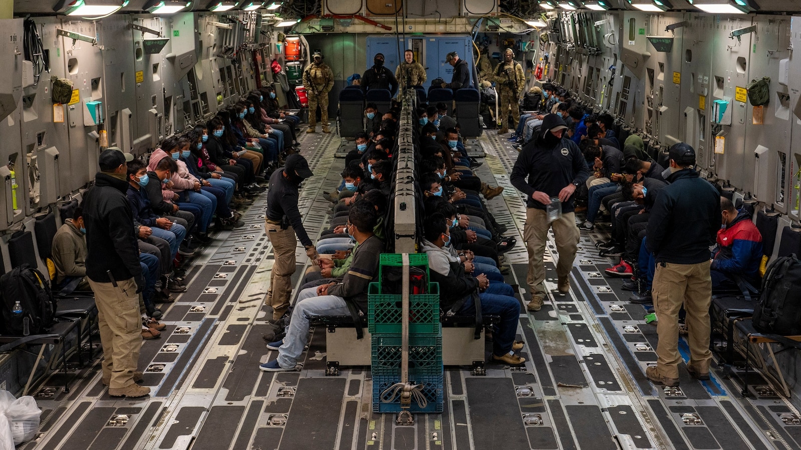 Los desalojos de la administración Trump cuestan a los contribuyentes “más de 40 millones de dólares”: informe