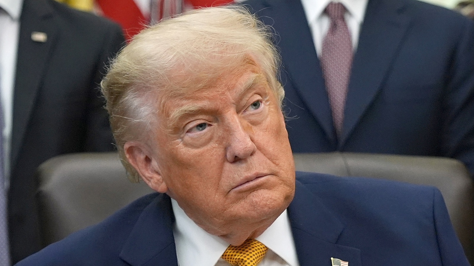 Exfuncionarios del IRS piden a un juez que revise la “impresionante” inmunidad de Trump ante las auditorías