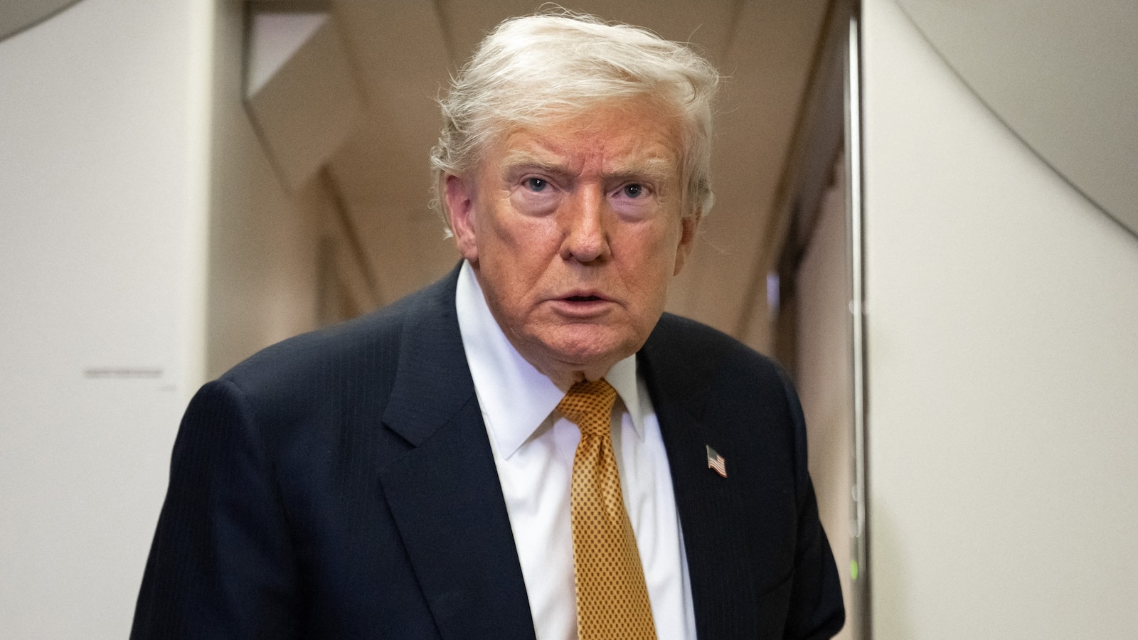 Trump dice que “no firmará” un proyecto de ley de vivienda bipartidista, pero tampoco amenazará con vetarlo