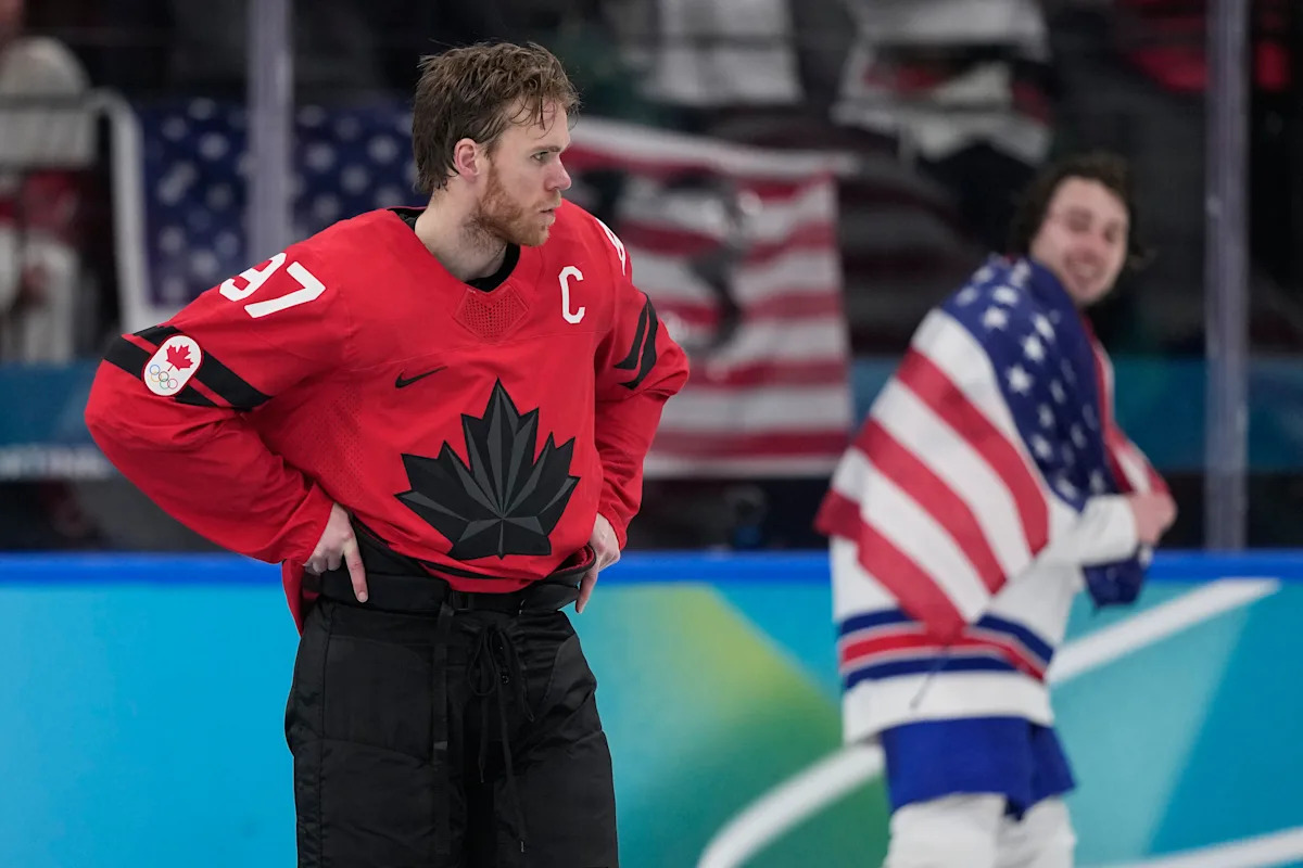 Juegos Olímpicos de Invierno de 2026: por qué el canadiense Connor McDavid ganó el MVP del hockey olímpico a pesar de perder el juego por la medalla de oro ante EE. UU.