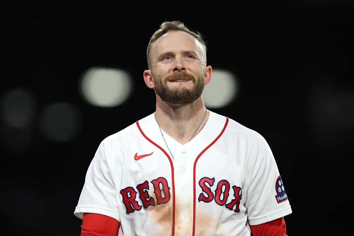 Trevor Story, SS de los Medias Rojas, continúa en IL con una hernia deportiva, después de luchar contra una lesión en la ingle durante semanas