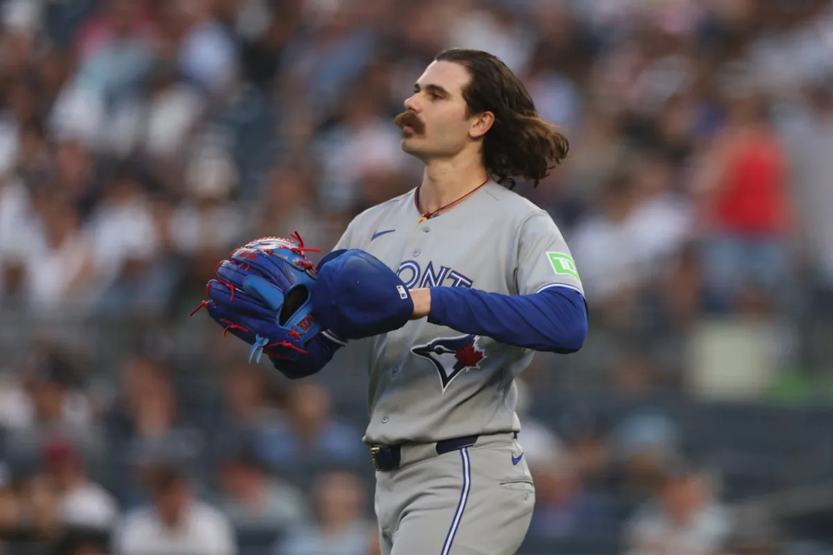 Los Azulejos colocan al lanzador abridor Dylan Cease en la reserva de lesionados por distensión en el tendón de la corva; Vlad Guerrero en el día a día tras un golpe en el codo