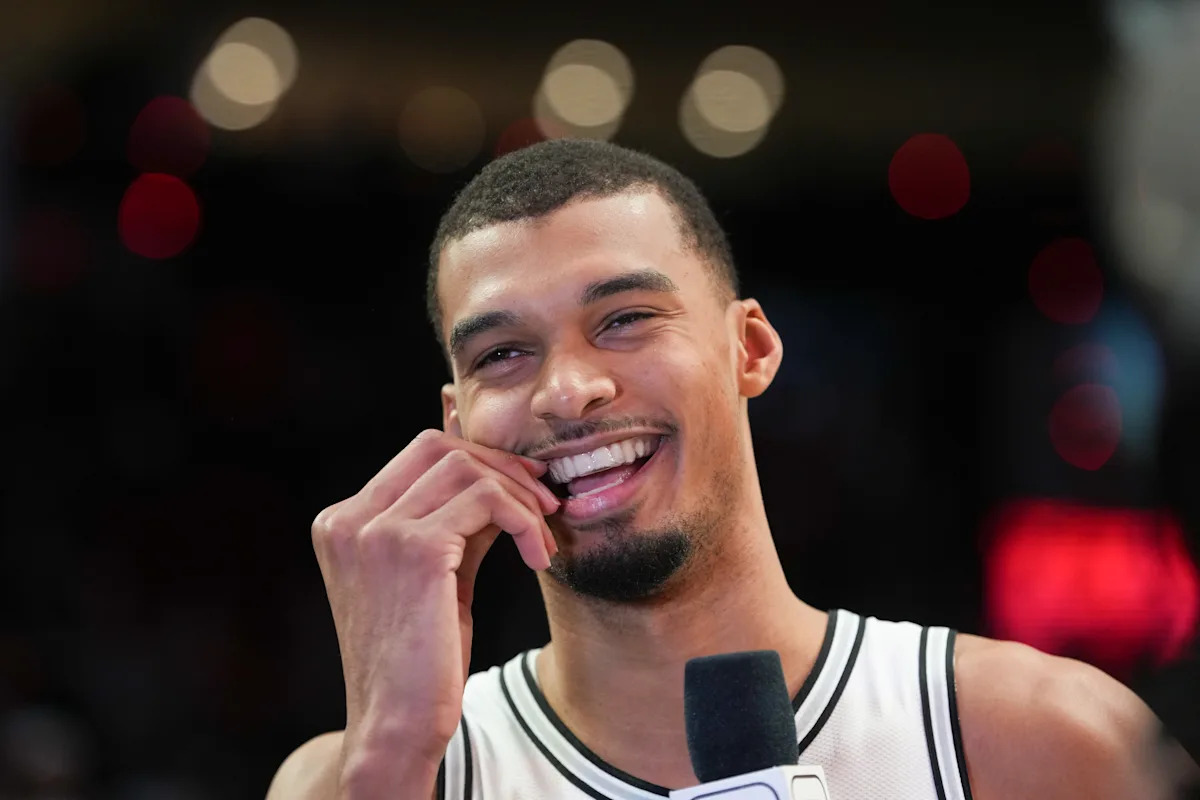 Victor Wembanyama defiende las lágrimas en la cancha en medio de la primera serie de playoffs de la carrera de los Spurs