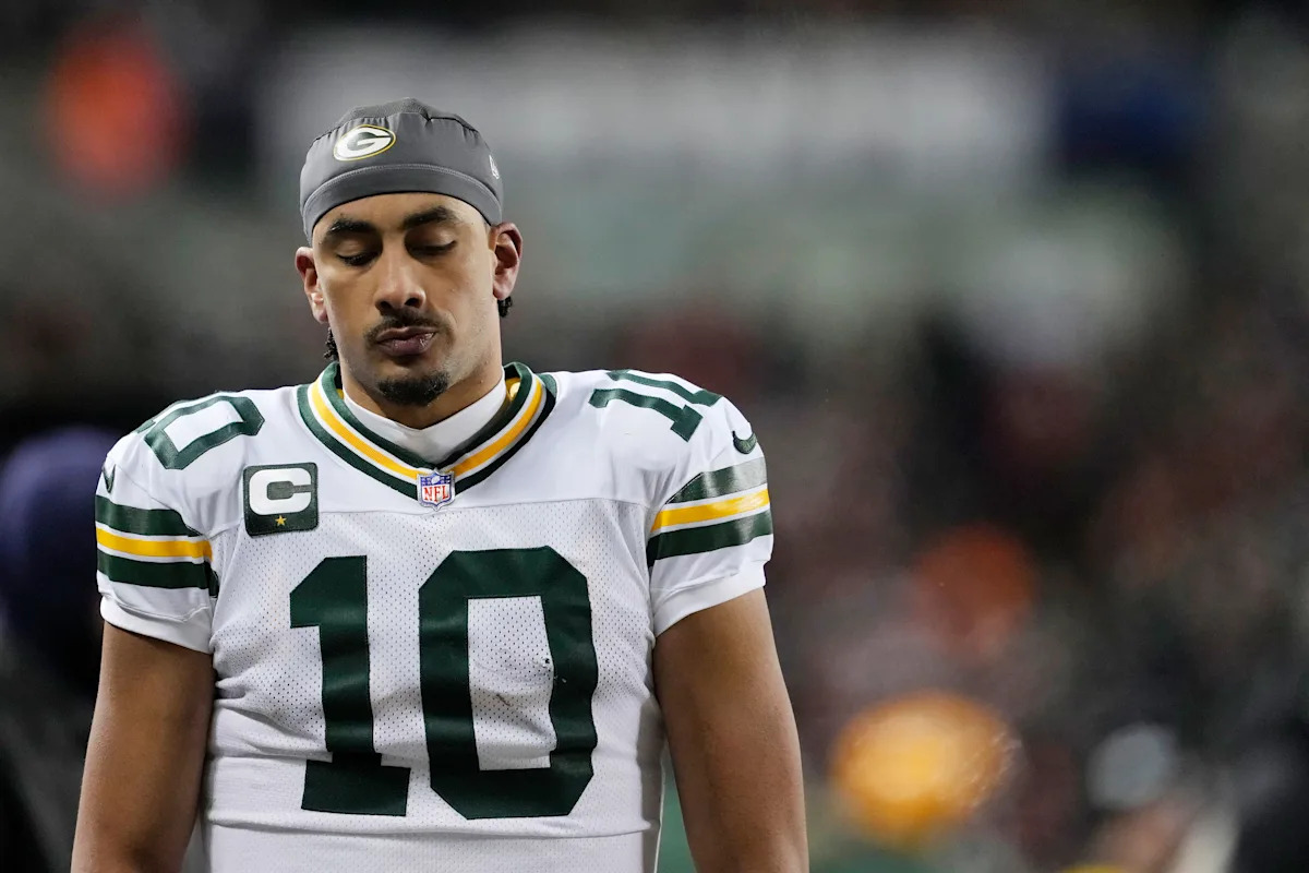El mariscal de campo de los Packers, Jordan Love, se perderá el partido del sábado contra los Ravens por una conmoción cerebral