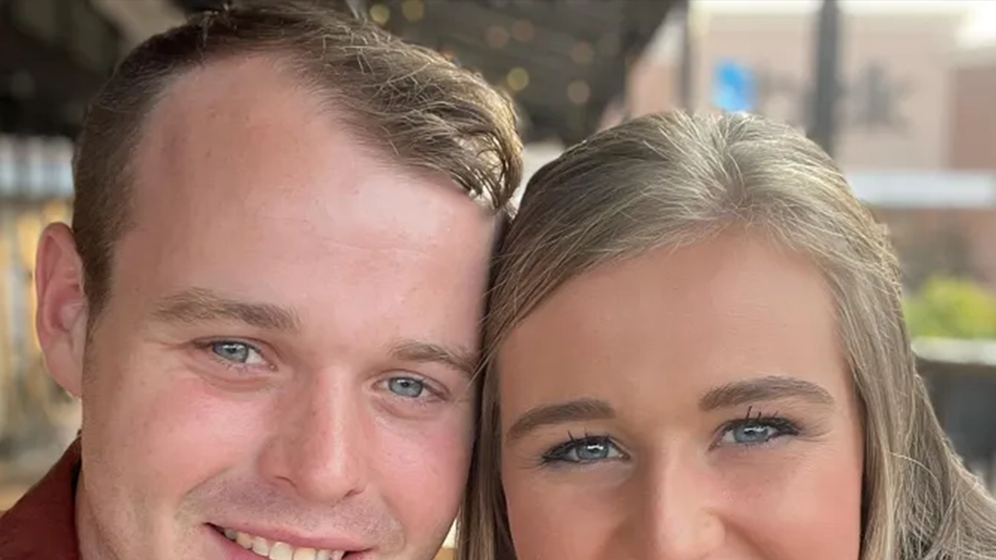 Joseph y Kendra Duggar enfrentan cargos de poner en peligro a sus hijos y de encarcelamiento falso