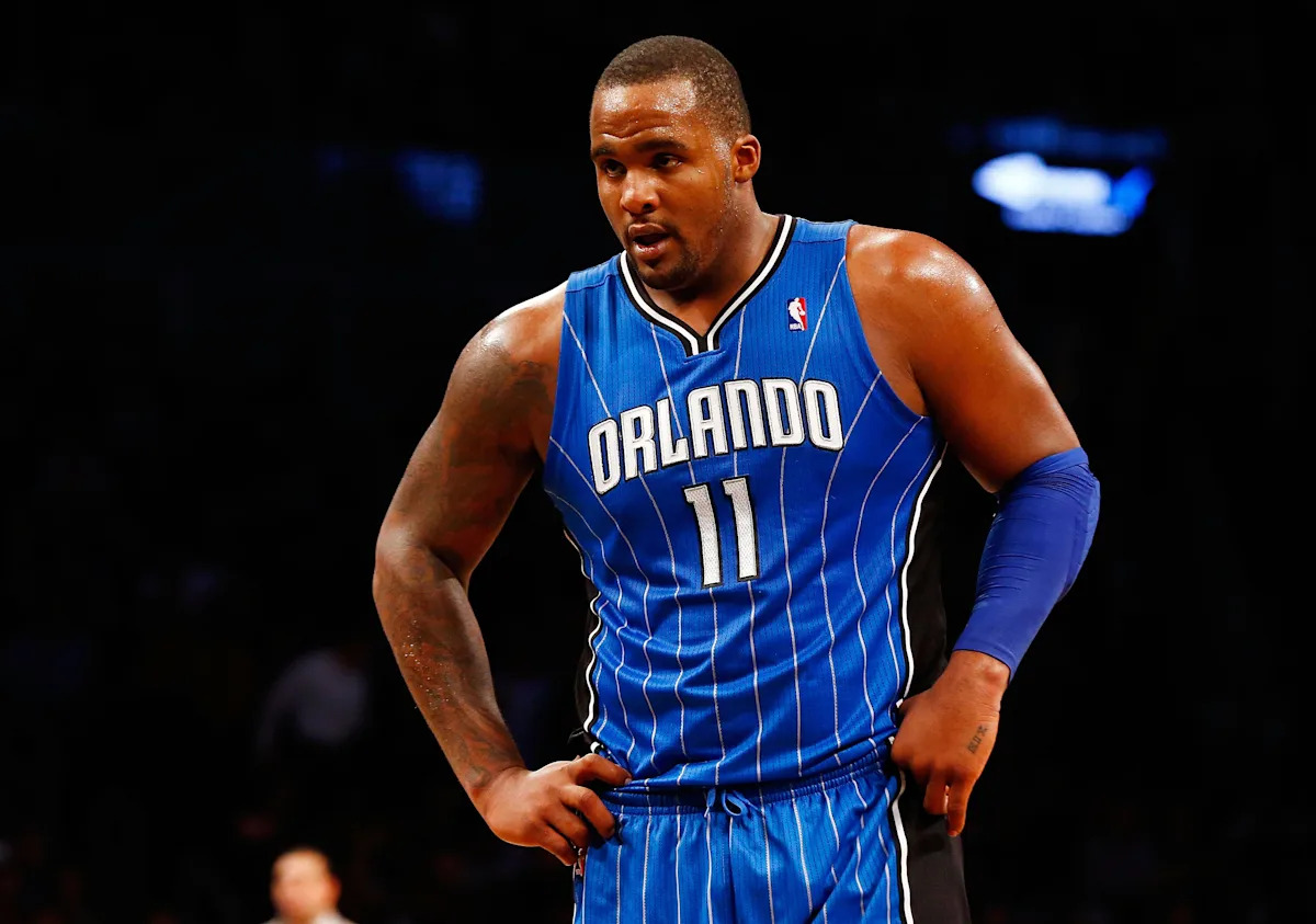 Glen Davis, ex jugador de la NBA, liberado de prisión después de 17 meses por participar en un plan de fraude en la atención médica