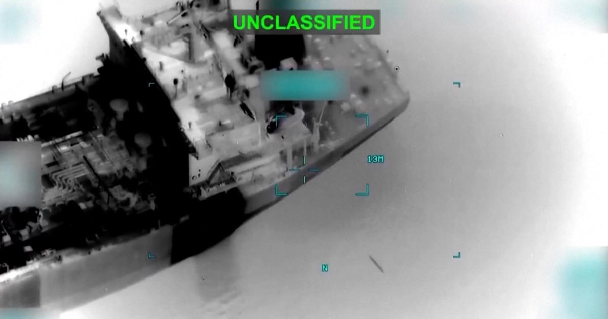 El ejército estadounidense afirma haber neutralizado un petrolero en el Golfo de Omán