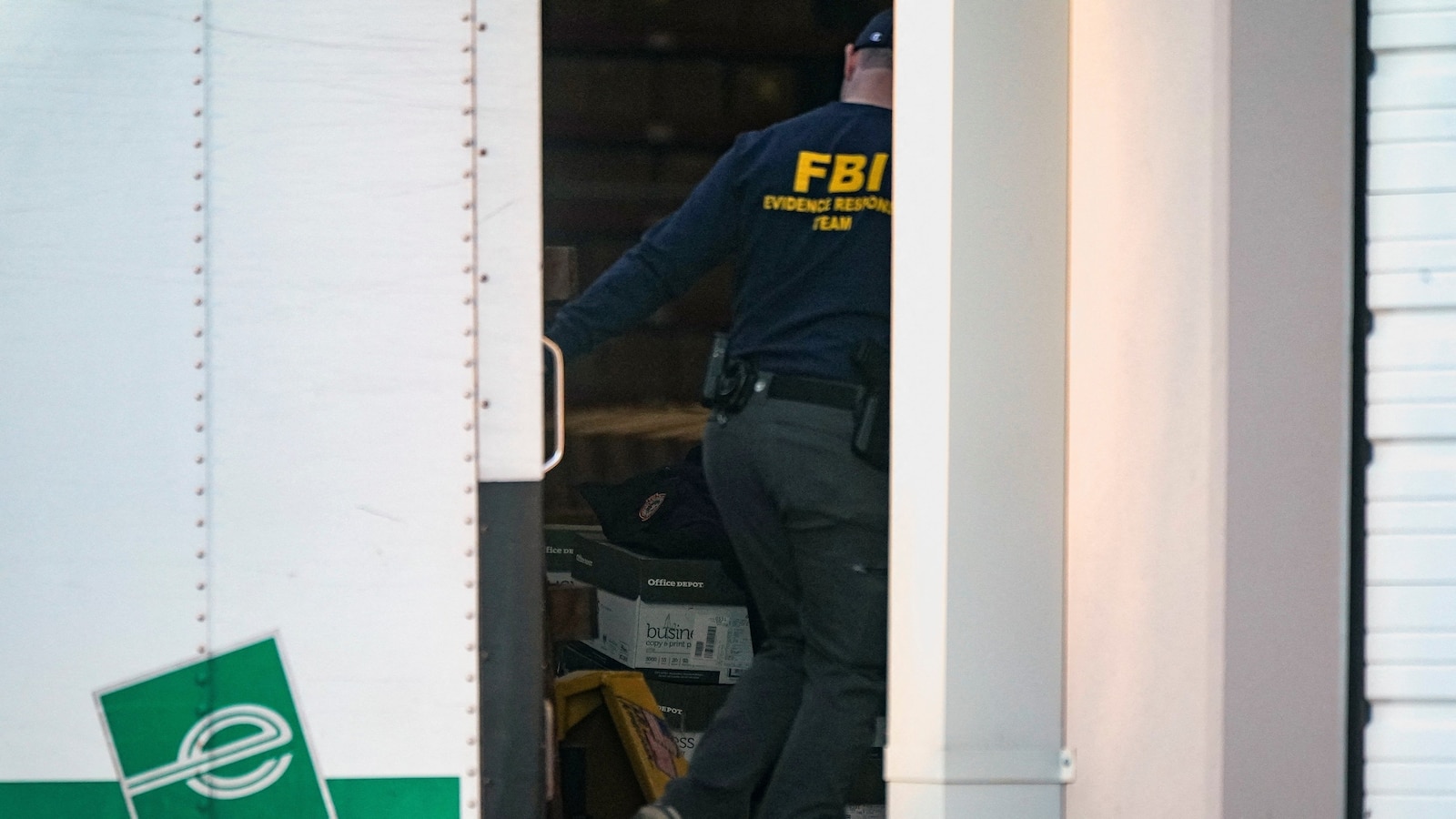 Trump publica teorías de conspiración desacreditadas después de la incautación de las papeletas de Georgia de 2020