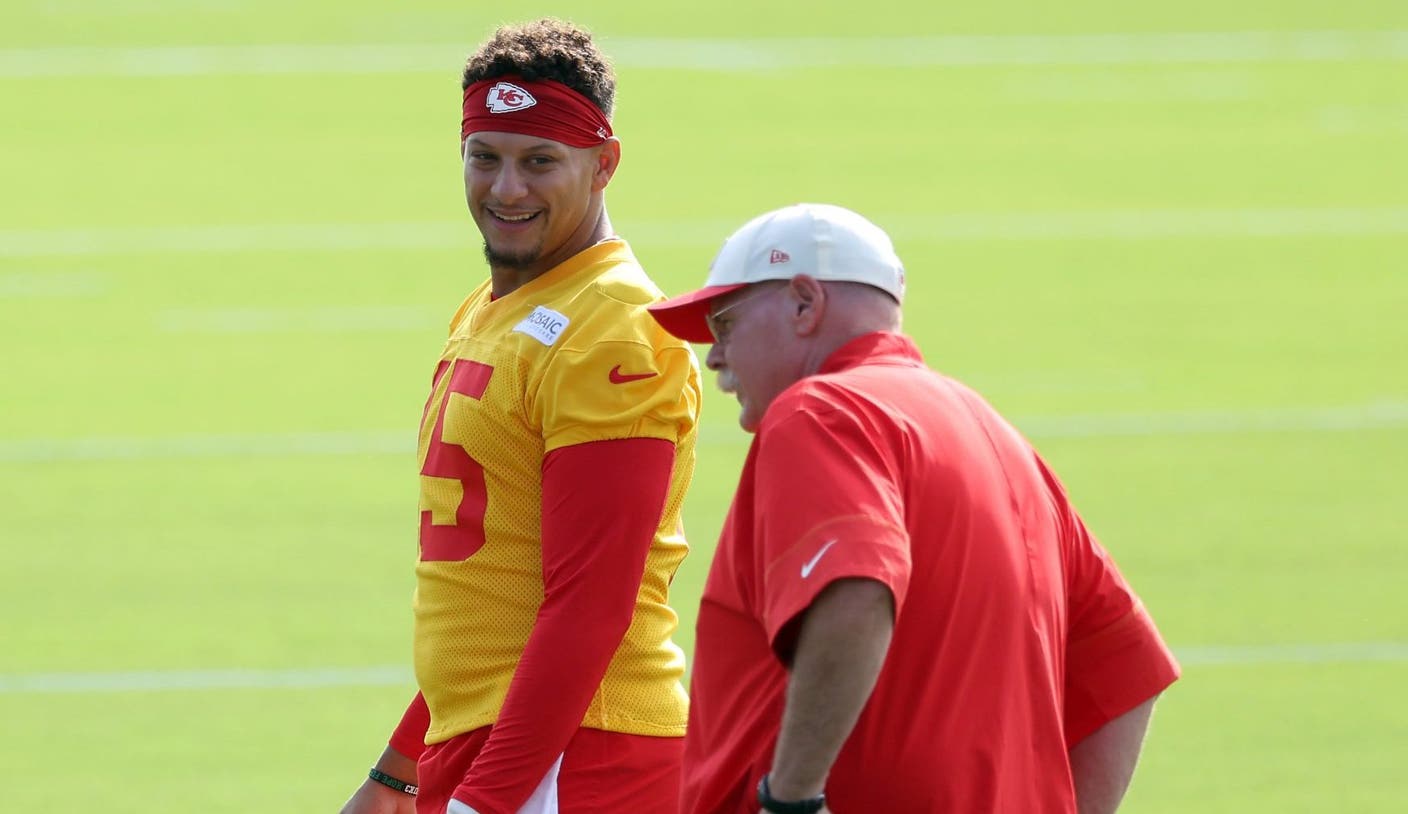 Con Patrick Mahomes sano, Andy Reid reinicia el inicio del campamento para los Chiefs