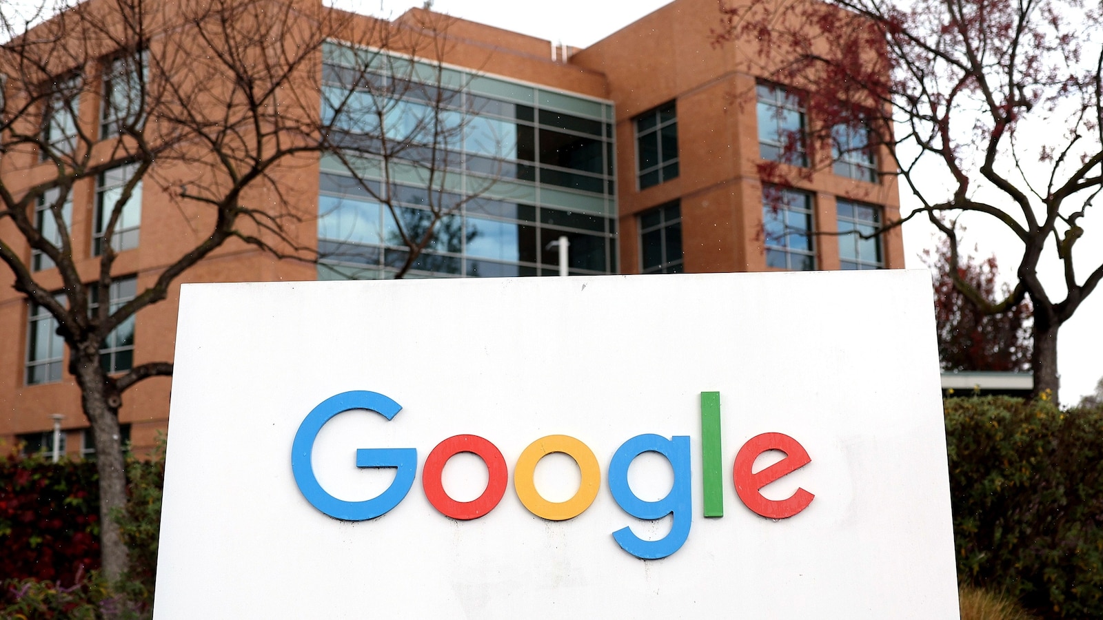 google-office-gty-jt-260527_1779895367488_hpMain_16x9.jpg